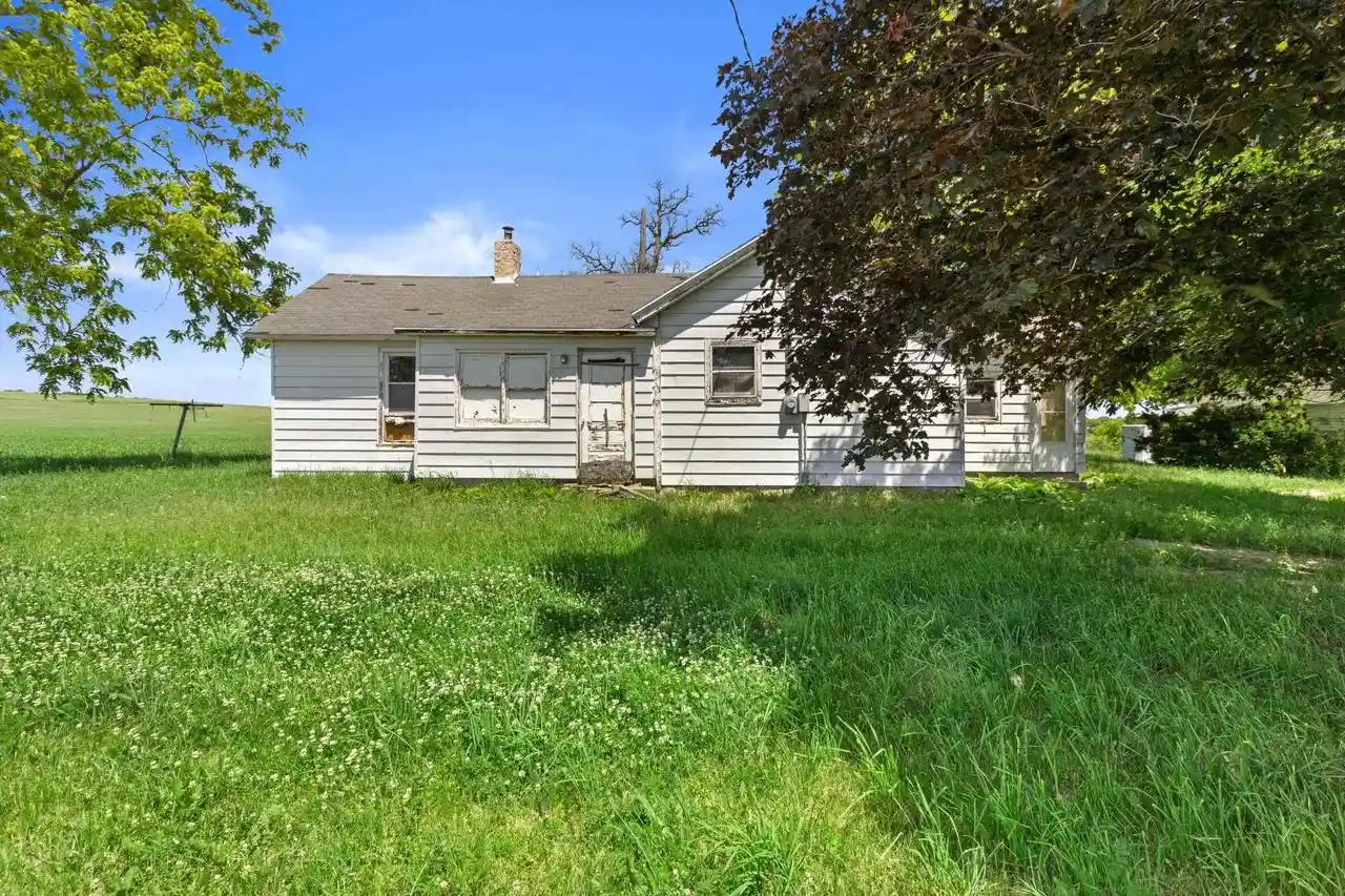 Homes for sale in Evansville, WI | 12632 W Hwy 59, Evansville, WI 53536 | MLS# 2025072