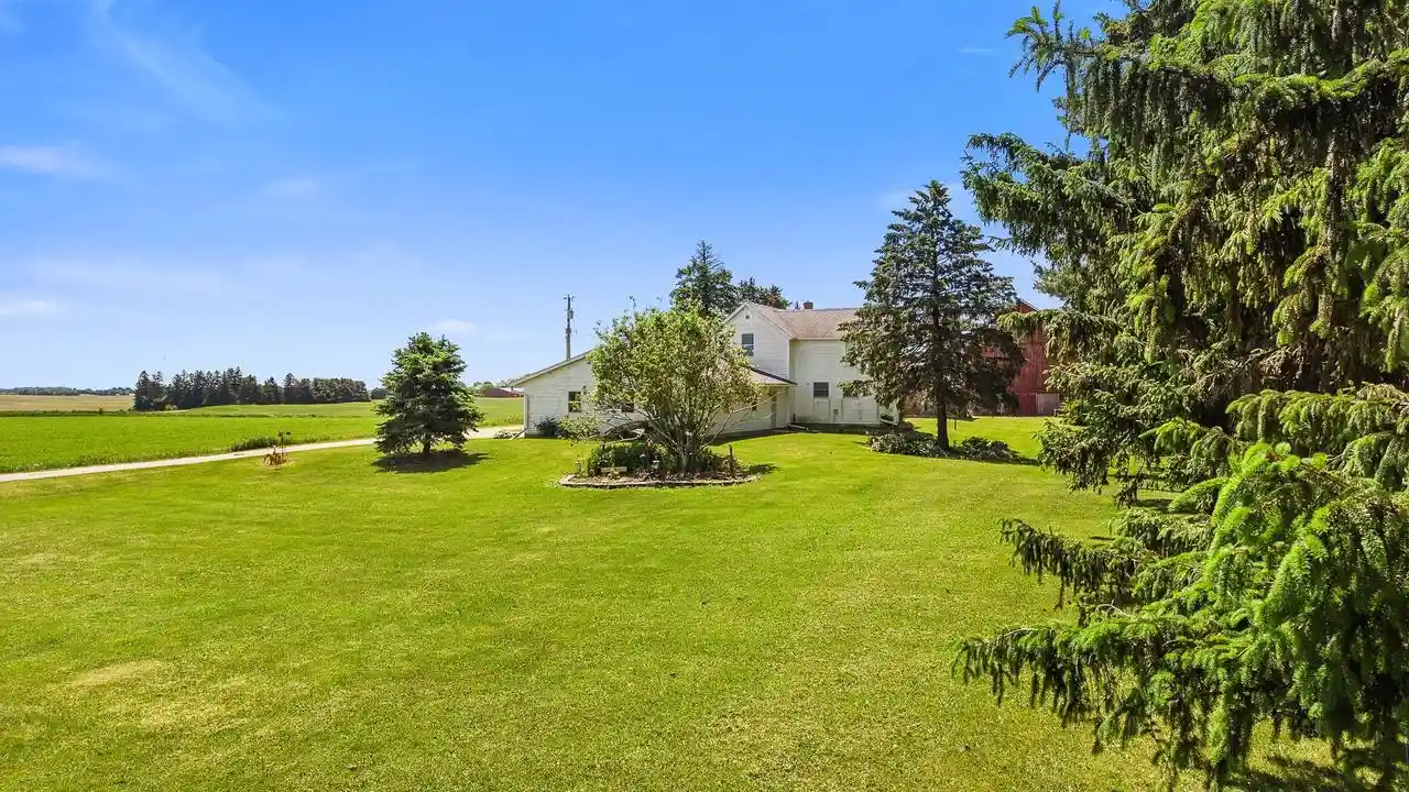 44th image of W6231 County Road K, Arlington, WI 53911 | MLS# 2025082