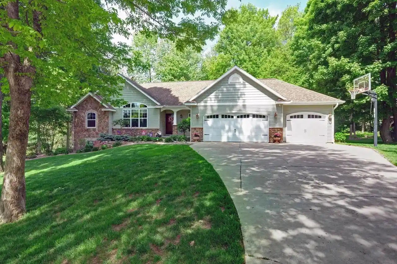 Homes for sale in Wausau, WI | 208 Tuzigoot Lane Lane, Wausau, WI 54403 | MLS# 22602525