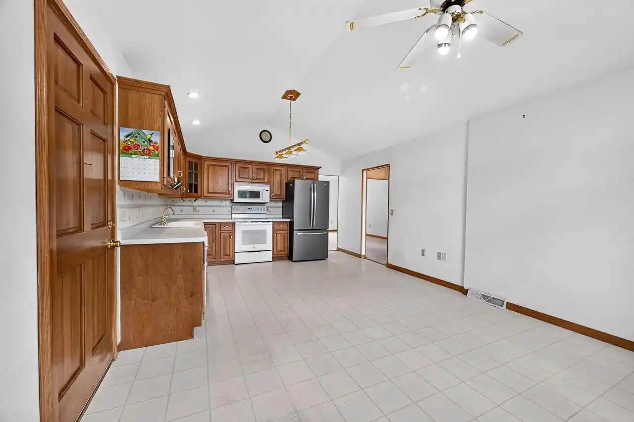 Photo 4 of Single family home for sale at 2505 14Th Avenue Avenue, Monroe, WI 53566 | MLS# 2025083 | Listing updated on 2026-09-16