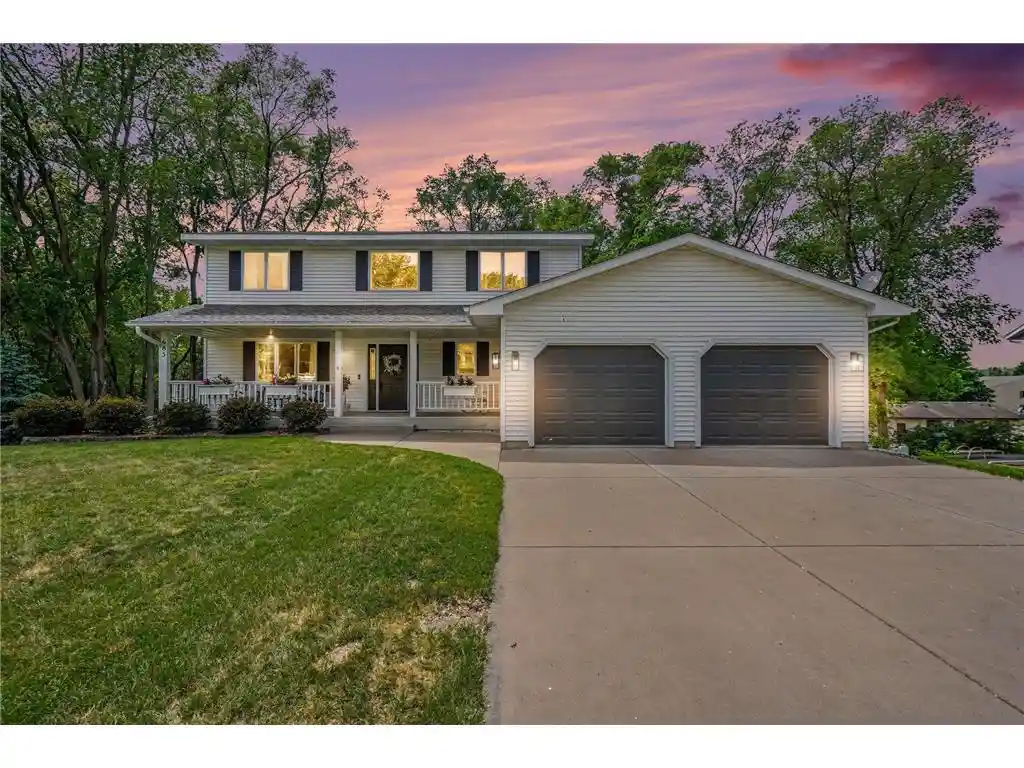 Homes for sale in Prescott, WI | 685 Flora Square Square, Prescott, WI 54021 | MLS# 7081897