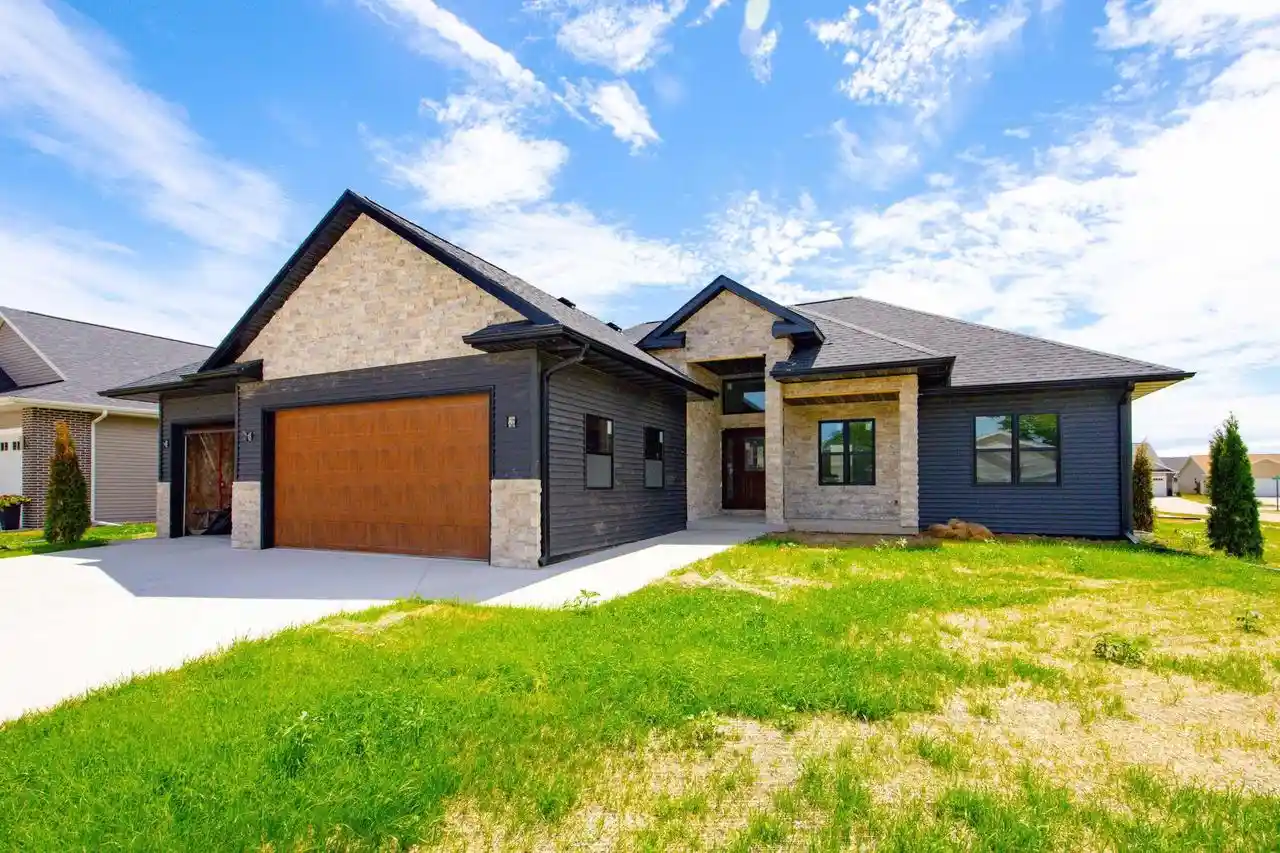 4th image of 3486 Joshua Dr Dr, Milton, WI 53563 | MLS# 2025100