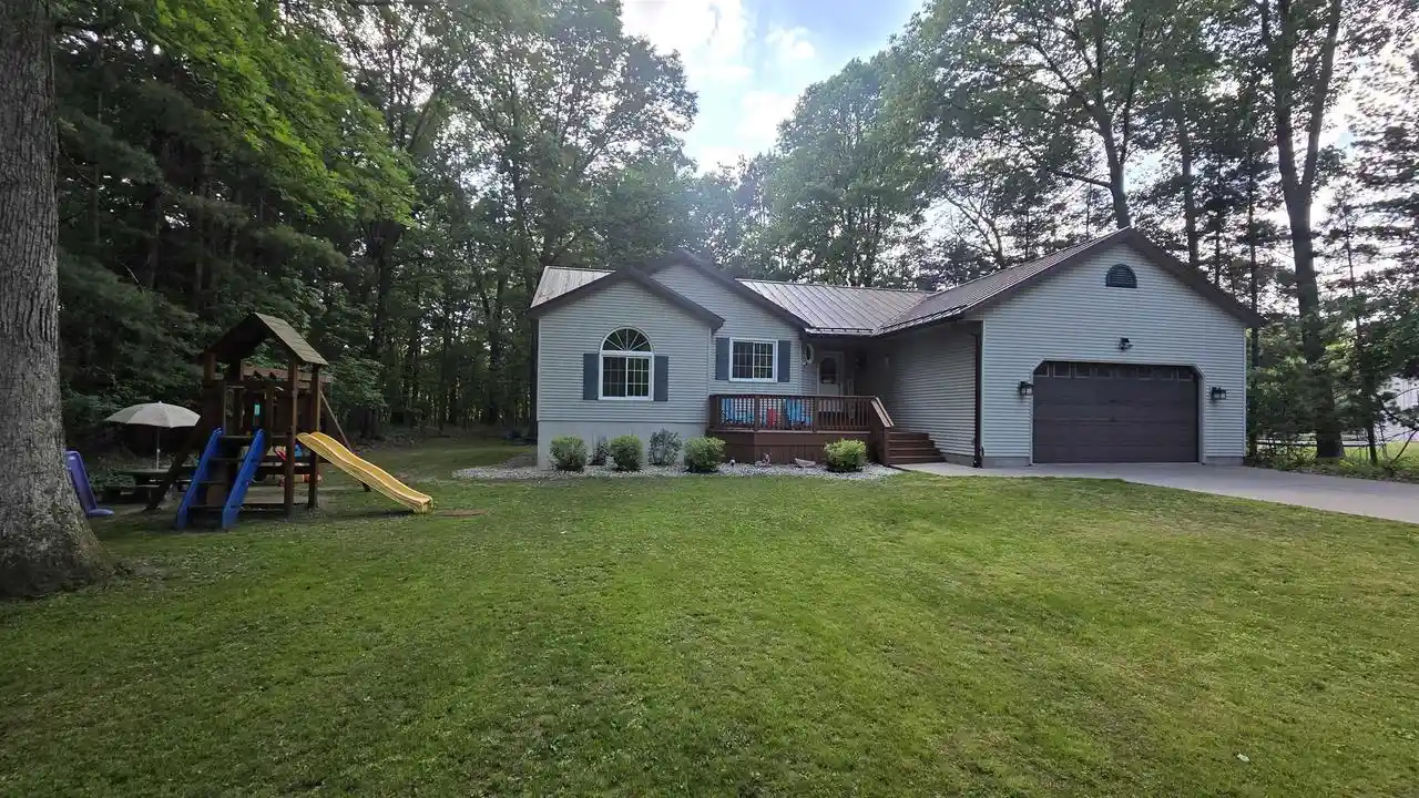 Homes for sale in Westfield, WI | 213 Frederick Dr Dr, Westfield, WI 53964 | MLS# 2025118