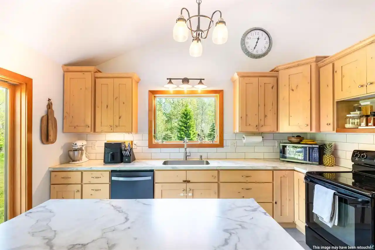 Homes for sale in Ashland, WI | 123 22Nd Ave W, Ashland, WI 54806 | MLS# 6125849