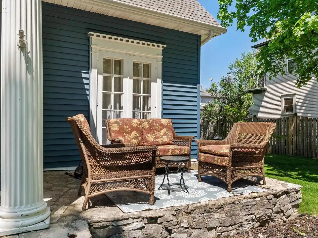 Homes for sale in Manitowoc, WI | 1010 St Clair Street Street, Manitowoc, WI 54220 | MLS# 1965886