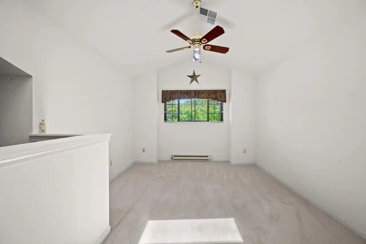 Homes for sale in Glendale, WI | 500 W Bender Rd Rd, Glendale, WI 53217