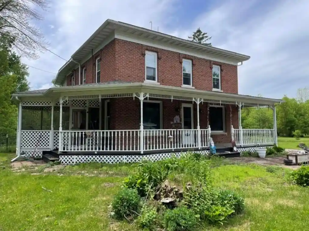 Homes for sale in Marathon, WI | 201 & 201 1/2 River Road Road, Marathon, WI 54448 | MLS# 22602539