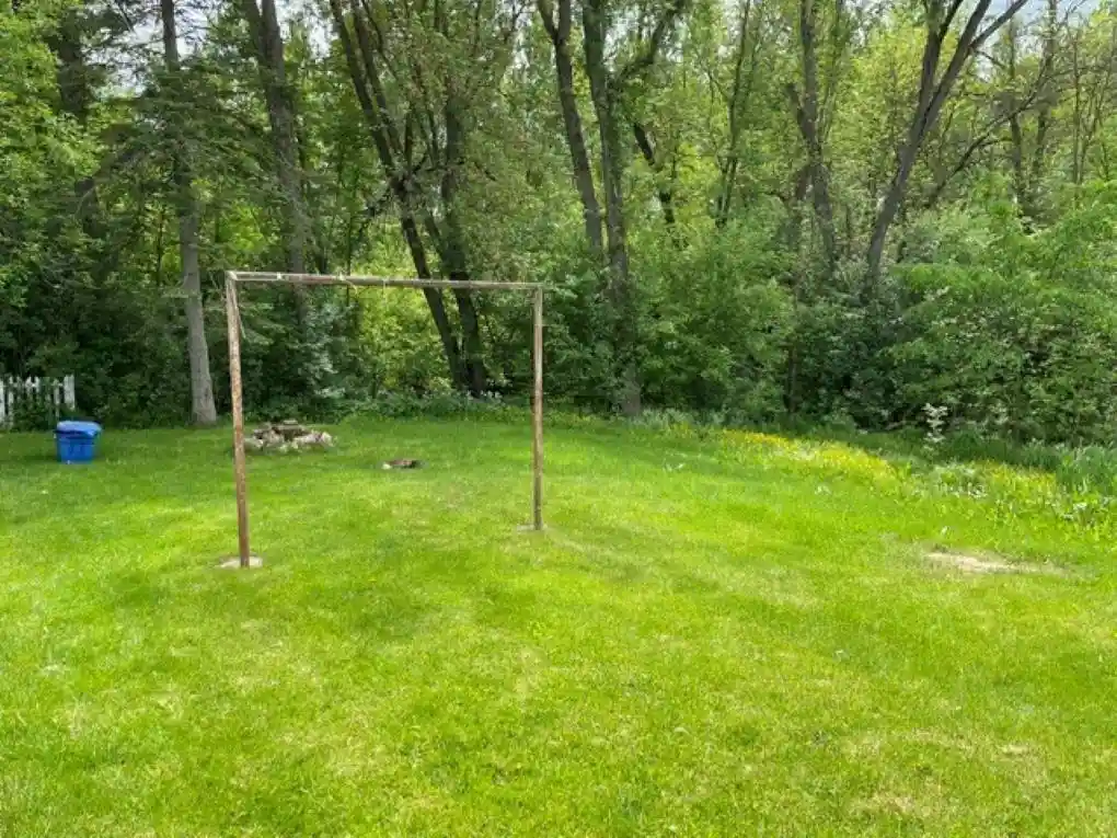 Homes for sale in Marathon, WI | 201 & 201 1/2 River Road Road, Marathon, WI 54448 | MLS# 22602539