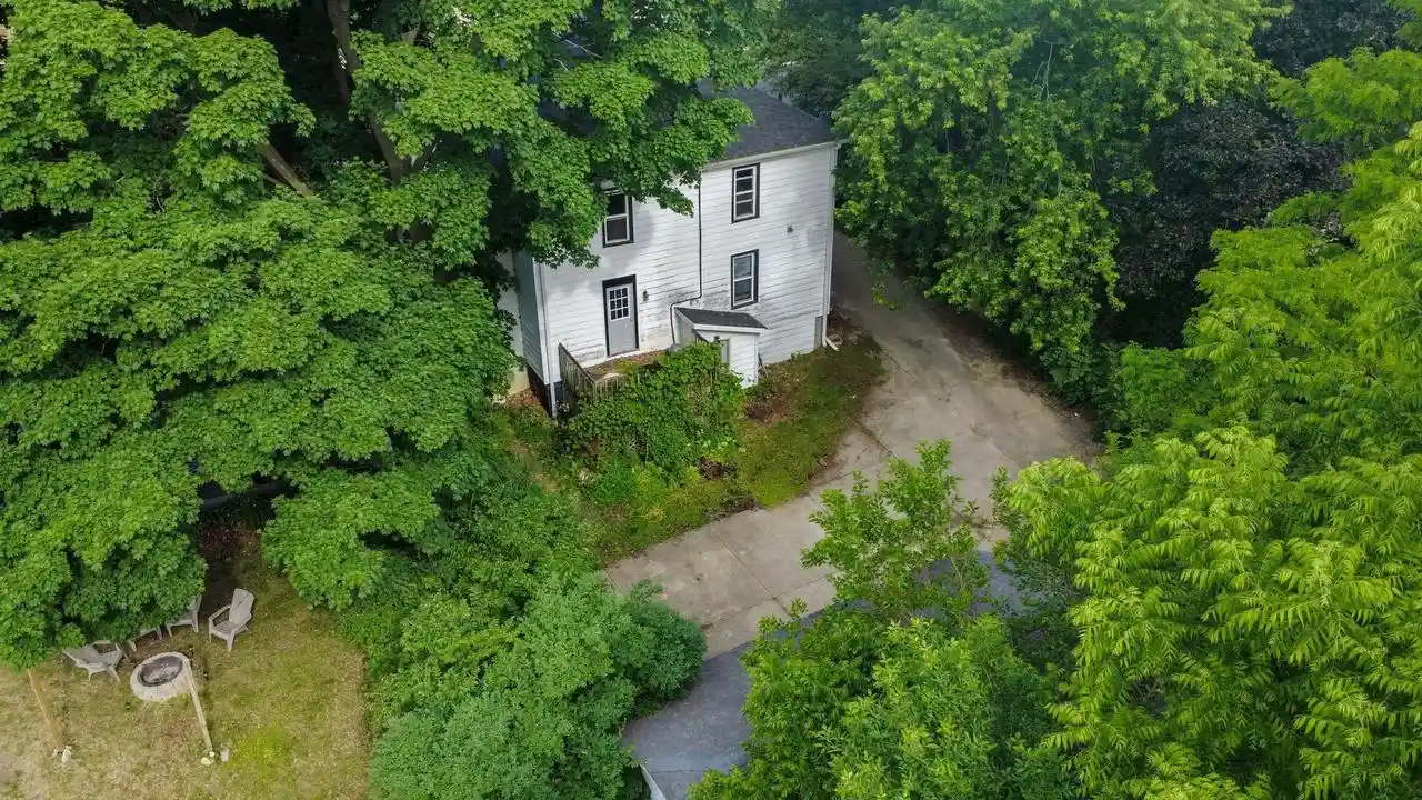 2nd image of 1009 S 4th Street Street, Stoughton, WI 53589 | MLS# 2025139