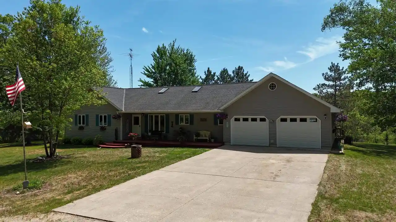 1st image of N10316 Bedora Lane Lane, Crivitz, WI 54114 | MLS# 50326848