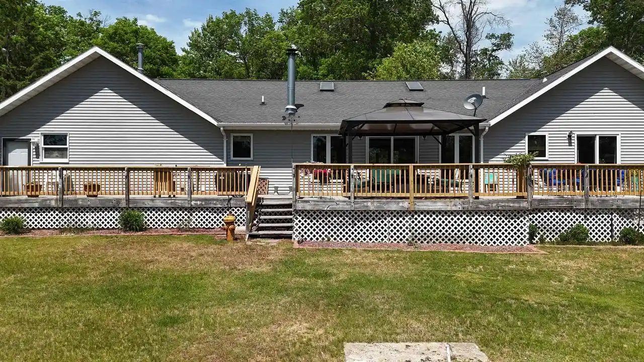 3rd image of N10316 Bedora Lane Lane, Crivitz, WI 54114 | MLS# 50326848