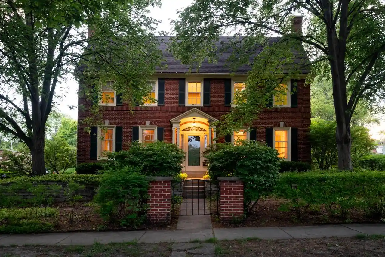 1st image of 1547 Upper Parkway S Parkway S, Milwaukee, WI 53213 | MLS# 1965904