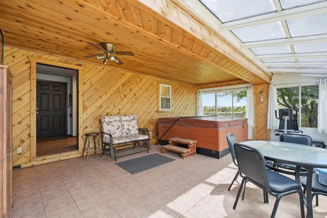 Homes for sale in Oneida, WI | 4941 N Overland Road Road, Oneida, WI 54155 | MLS# 50326851