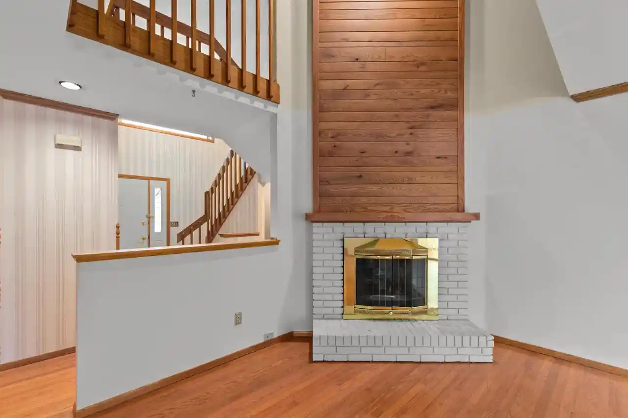 Homes for sale in Appleton, WI | 933 E Windfield Place Place, Appleton, WI 54911 | Houzeo