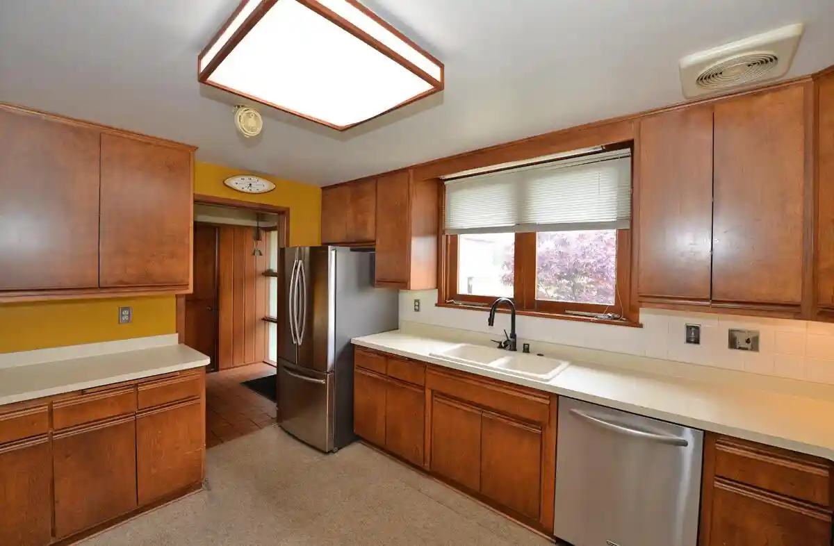 Photo 3 of Single family home for sale at 4001 Haven Avenue Avenue, Racine, WI 53405 | MLS# 1965915 | Listing updated on 2026-10-29