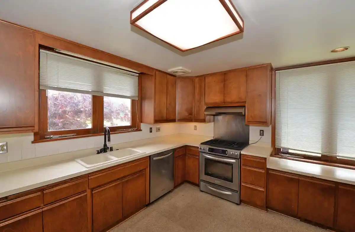 Photo 4 of Single family home for sale at 4001 Haven Avenue Avenue, Racine, WI 53405 | MLS# 1965915 | Listing updated on 2026-10-29