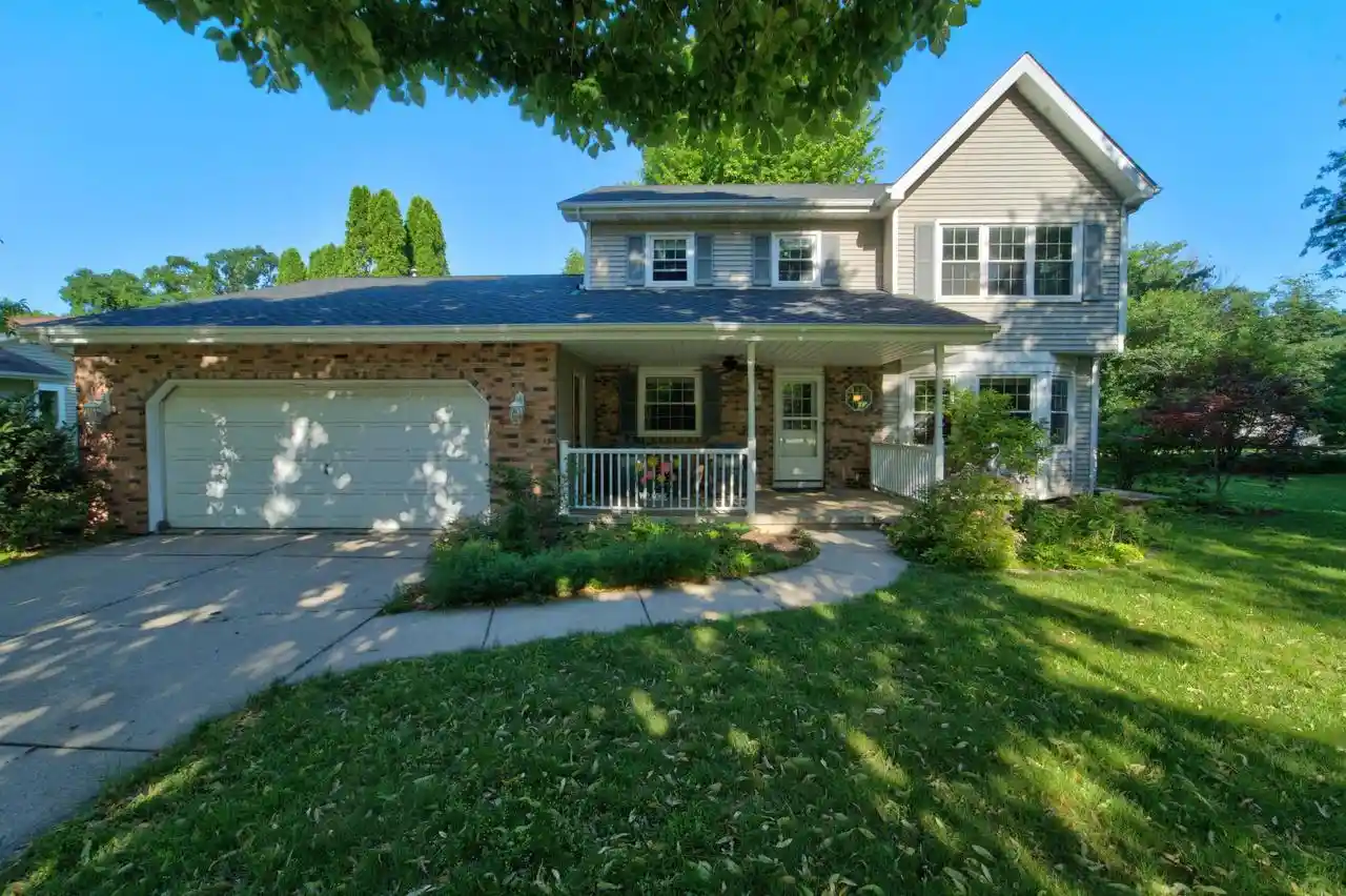 1st image of 8 Darien Circle Circle, Madison, WI 53717 | MLS# 2025160