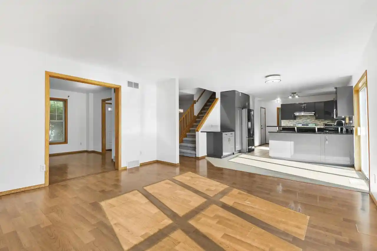 5th image of 1233 Velvet Leaf Dr Dr, Madison, WI 53719 | MLS# 2025164