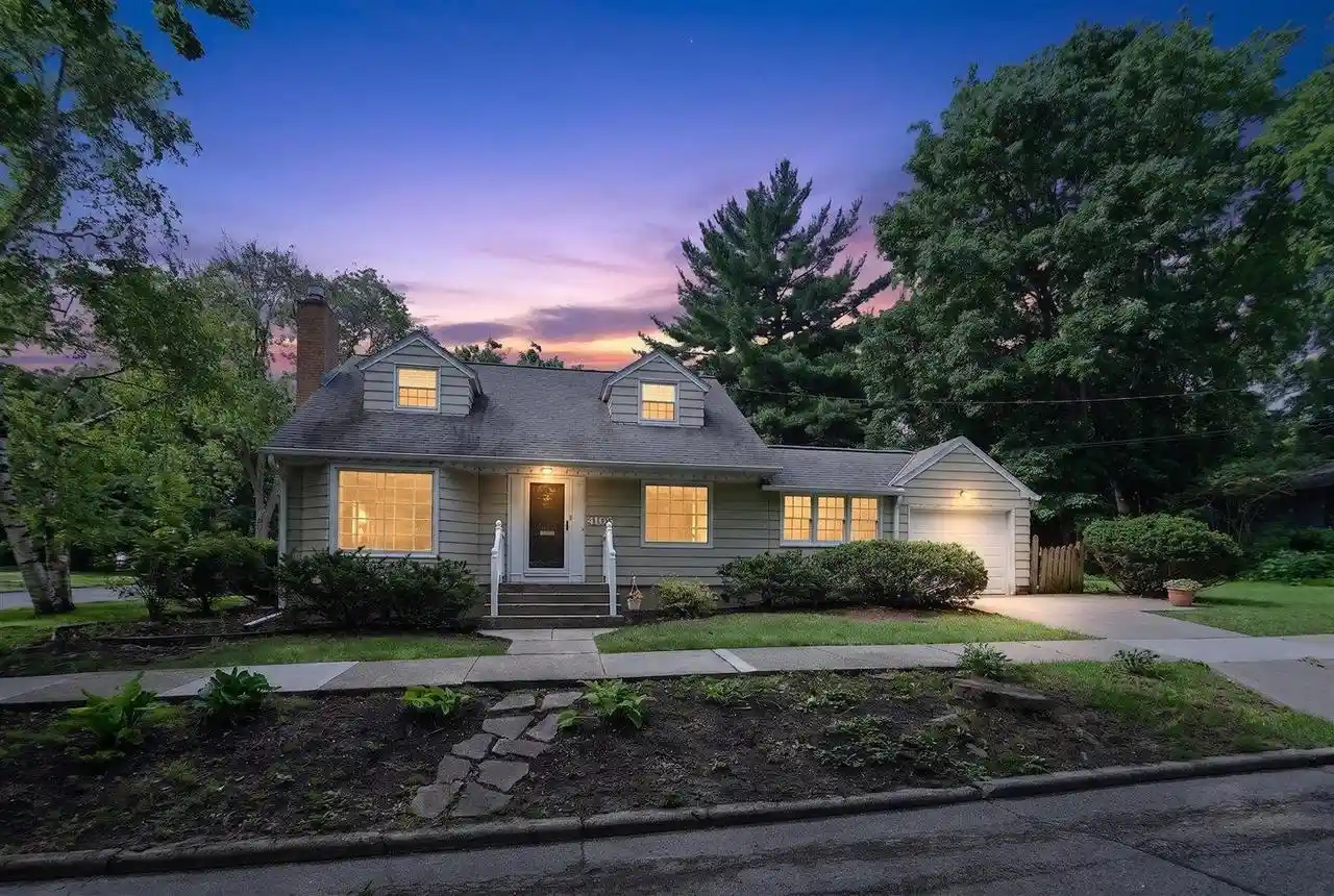 1st image of 4105 Chippewa Dr Dr, Madison, WI 53711 | MLS# 2025167