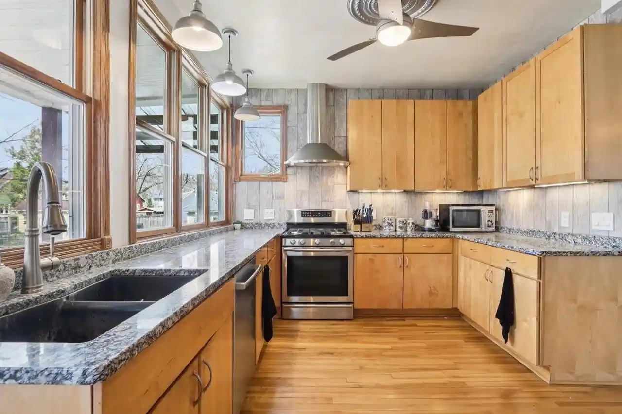 4th image of 1130 E Gorham Street Street, Madison, WI 53703 | MLS# 2025169