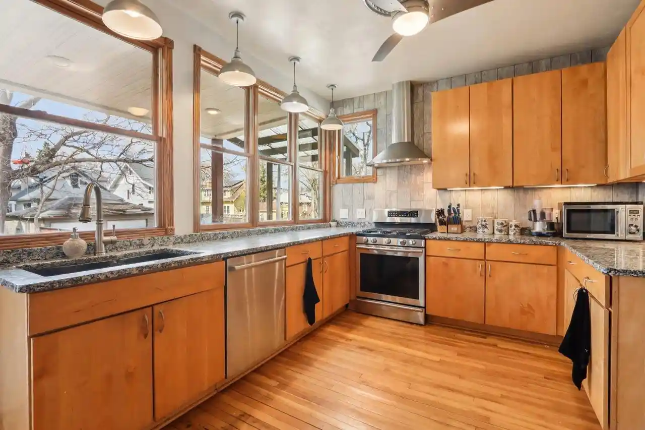5th image of 1130 E Gorham Street Street, Madison, WI 53703 | MLS# 2025169