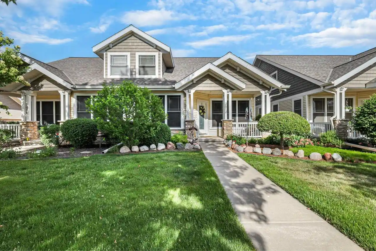 1st image of 2612 Gallagher Dr Dr, Fitchburg, WI 53711 | MLS# 2025172