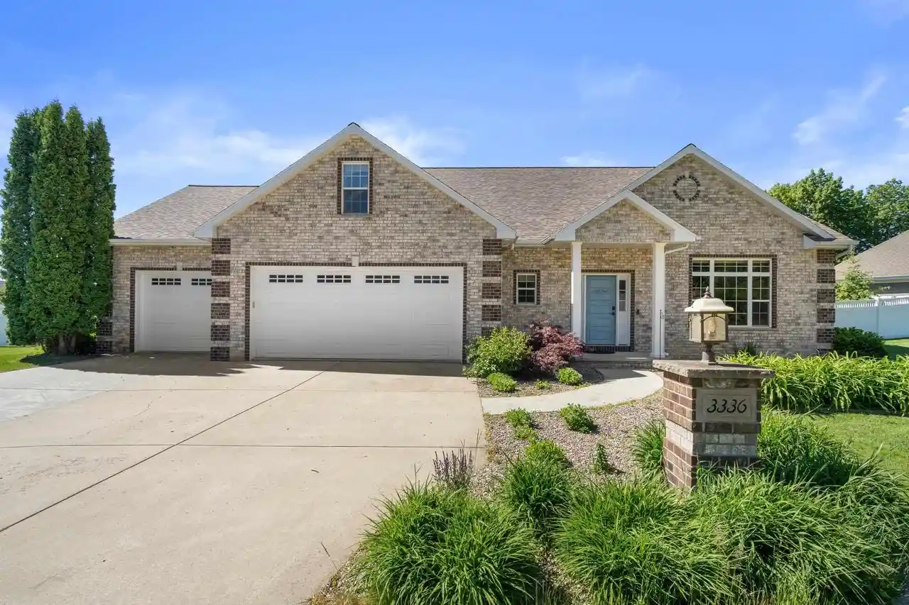 1st image of 3336 Star Creek Court Court, Green Bay, WI 54311 | MLS# 50326886