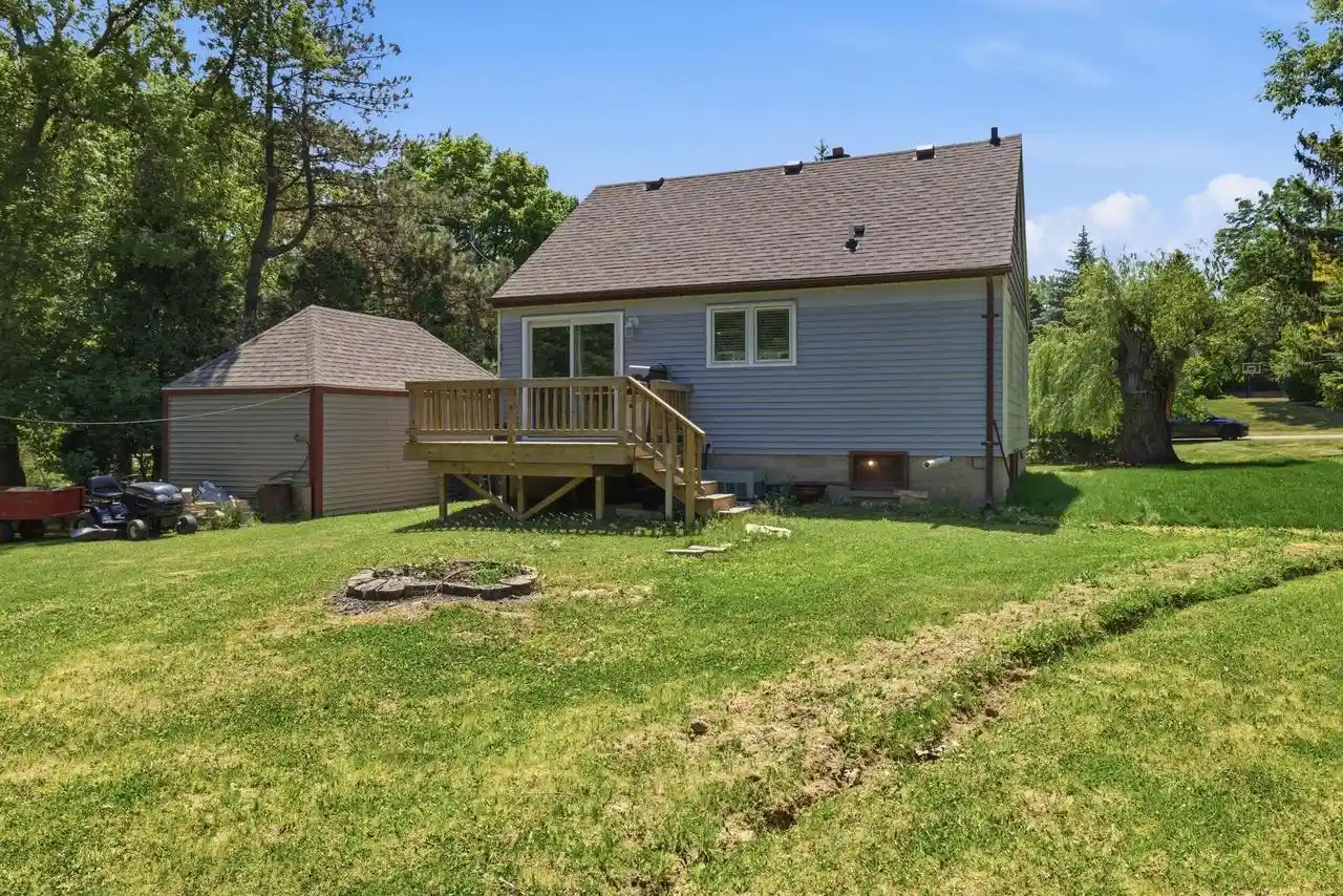Homes for sale in Greenfield, WI | 11810 W Howard Avenue Avenue, Greenfield, WI 53228 | MLS# 1965967