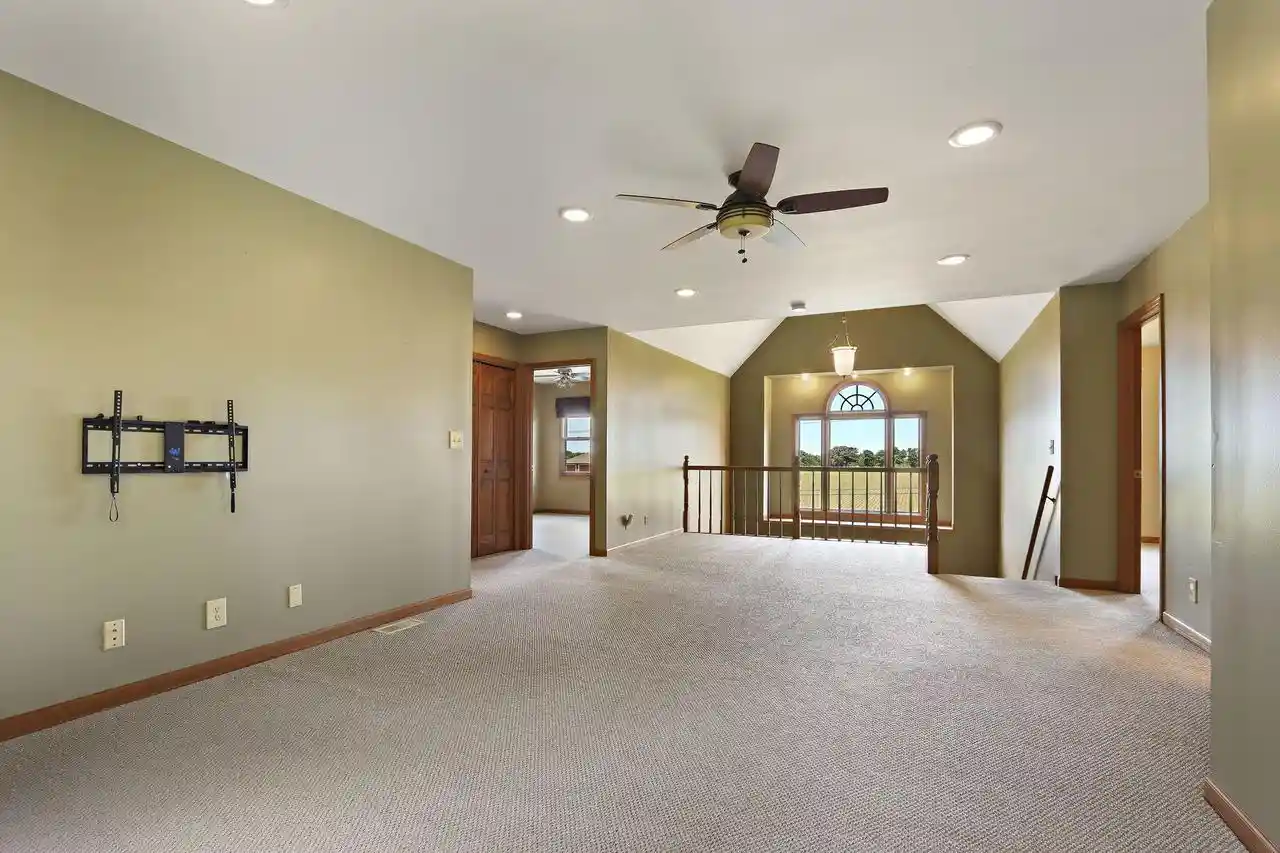 Homes for sale in Genoa City, WI | 553 W Twin Lakes Road Road, Genoa City, WI 53128 | MLS# 1965972