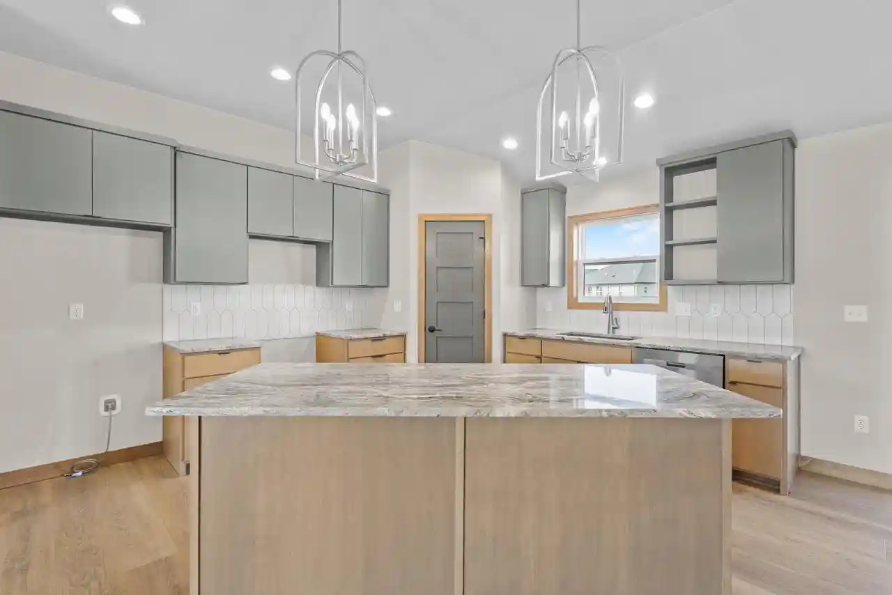 2nd image of 1400 Divinity Dr Dr, De Pere, WI 54115 | MLS# 50326905