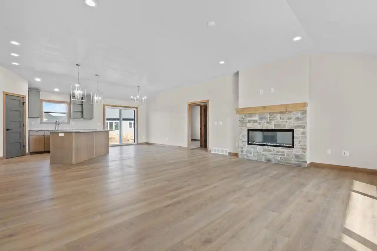 4th image of 1400 Divinity Dr Dr, De Pere, WI 54115 | MLS# 50326905