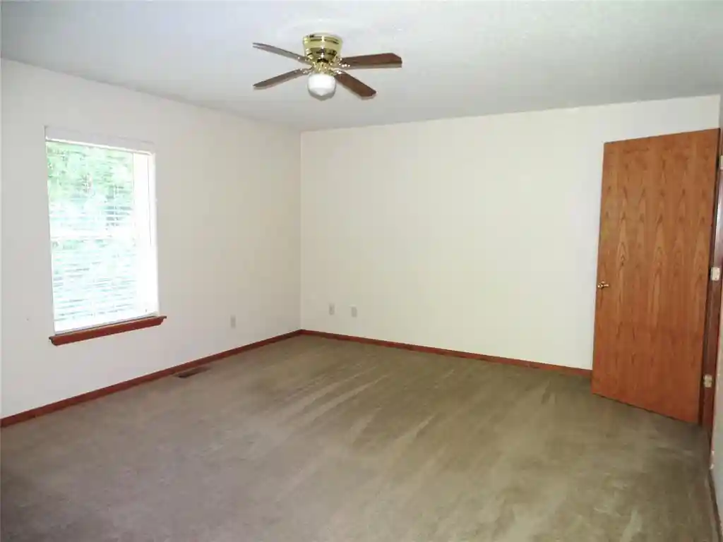 Photo 4 of Single family home for sale at 186 Country Lane Lane, Durand, WI 54736 | MLS# 1601790 | Listing updated on 2026-09-08