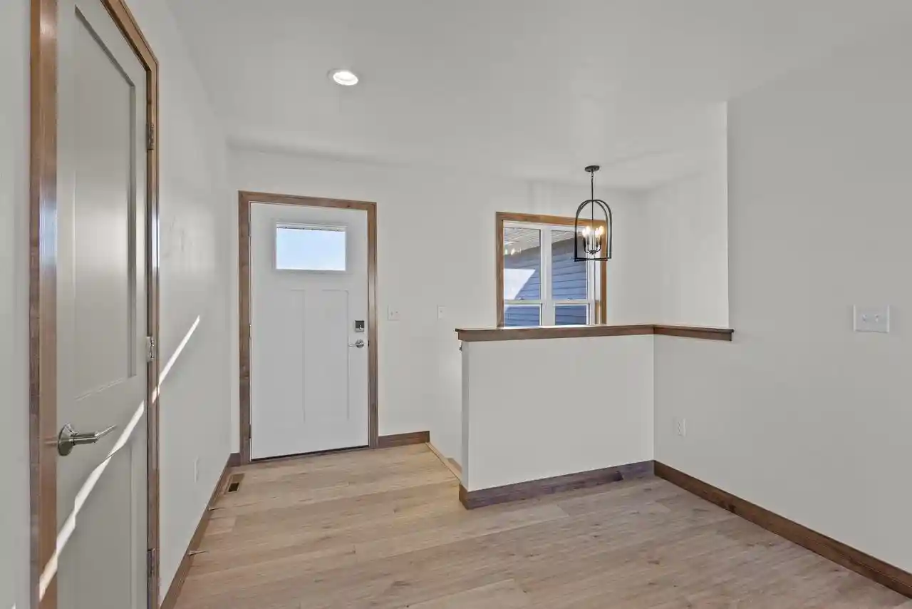 2nd image of 1418 Divinity Dr Dr, De Pere, WI 54115 | MLS# 50326898