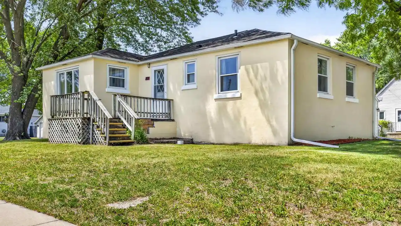 1st image of 801 W Scott Street Street, Fond Du Lac, WI 54937 | MLS# 50326930
