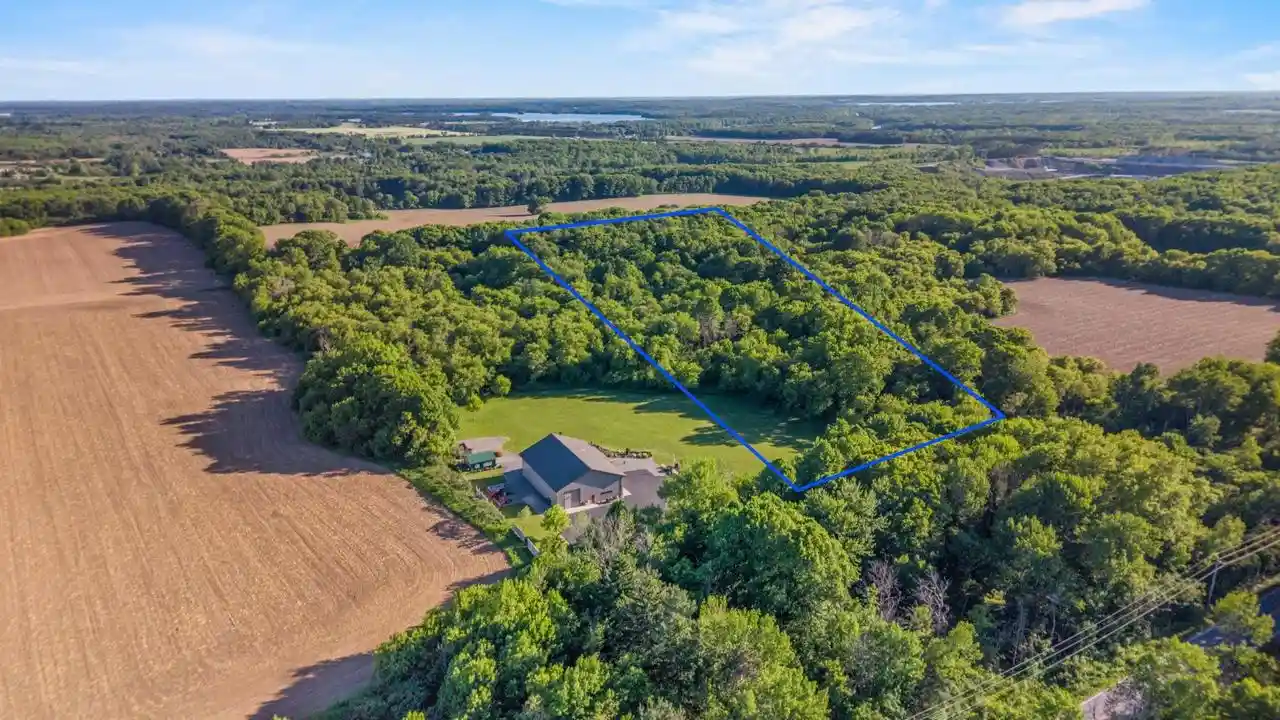 Homes for sale in Mosinee, WI | 9364 Acres Bird Lane Lane, Mosinee, WI 54452 | MLS# 22602562