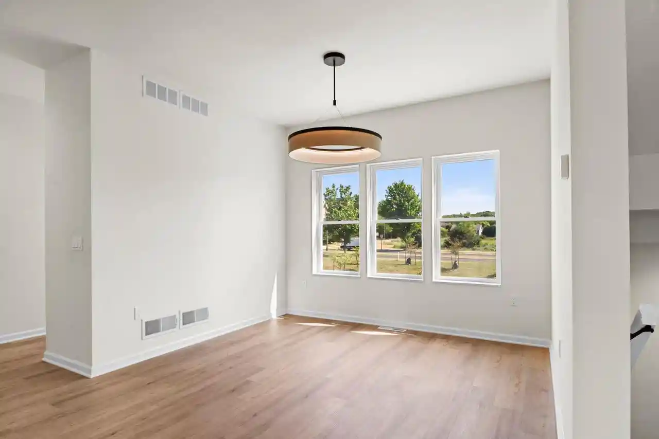 4th image of 2810 Big Bluestem Parkway Parkway, Fitchburg, WI 53711 | MLS# 2025219