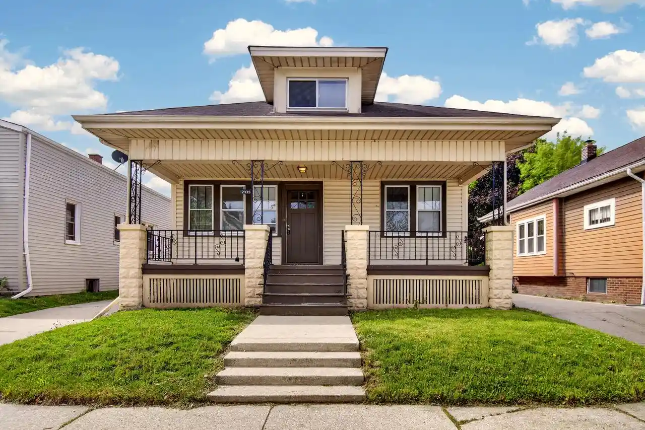 Homes for sale in Racine, WI | 2335 Olive Street Street, Racine, WI 53403 | MLS# 1966044