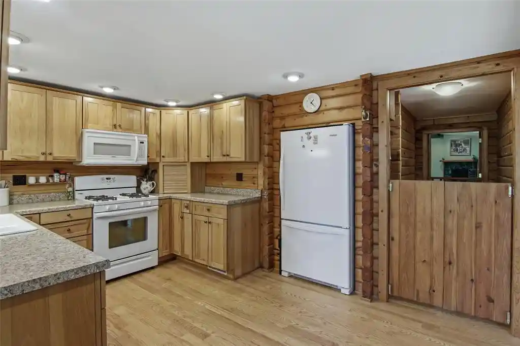 Homes for sale in New Auburn, WI | 12575 W County Road D Road Road, New Auburn, WI 54757 | MLS# 1601642