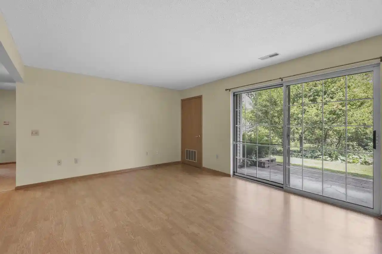 4th image of 933 Park Street Street #101, Oregon, WI 53575 | MLS# 2025255