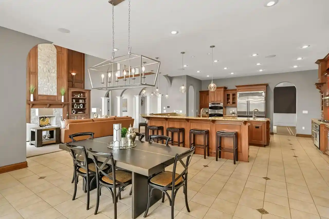 Homes for sale in Oconomowoc, WI | 3277 N Canterbury Lane Lane, Oconomowoc, WI 53066 | MLS# 1966098