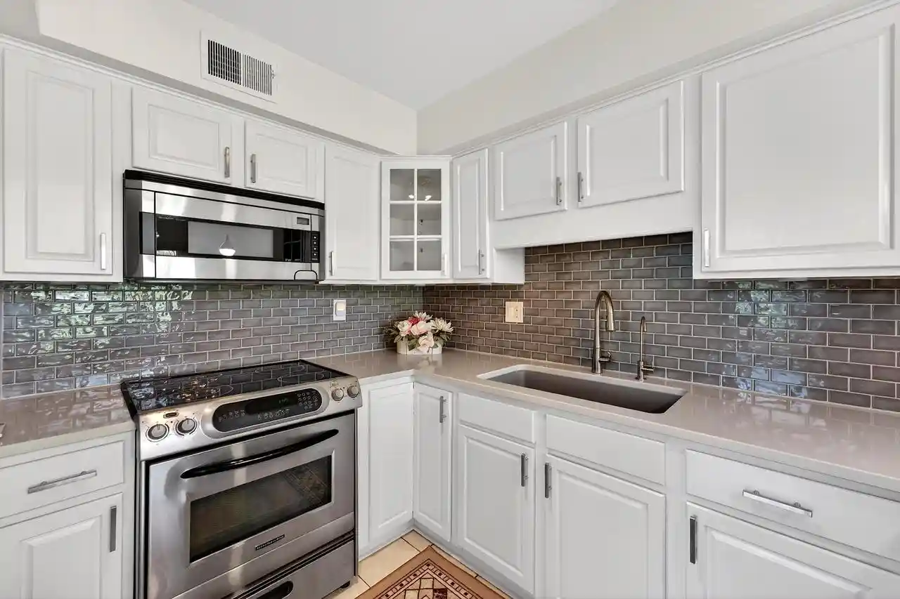 Homes for sale in Mequon, WI | 1295 N Colony Dr Dr, Mequon, WI 53097 | MLS# 1966099