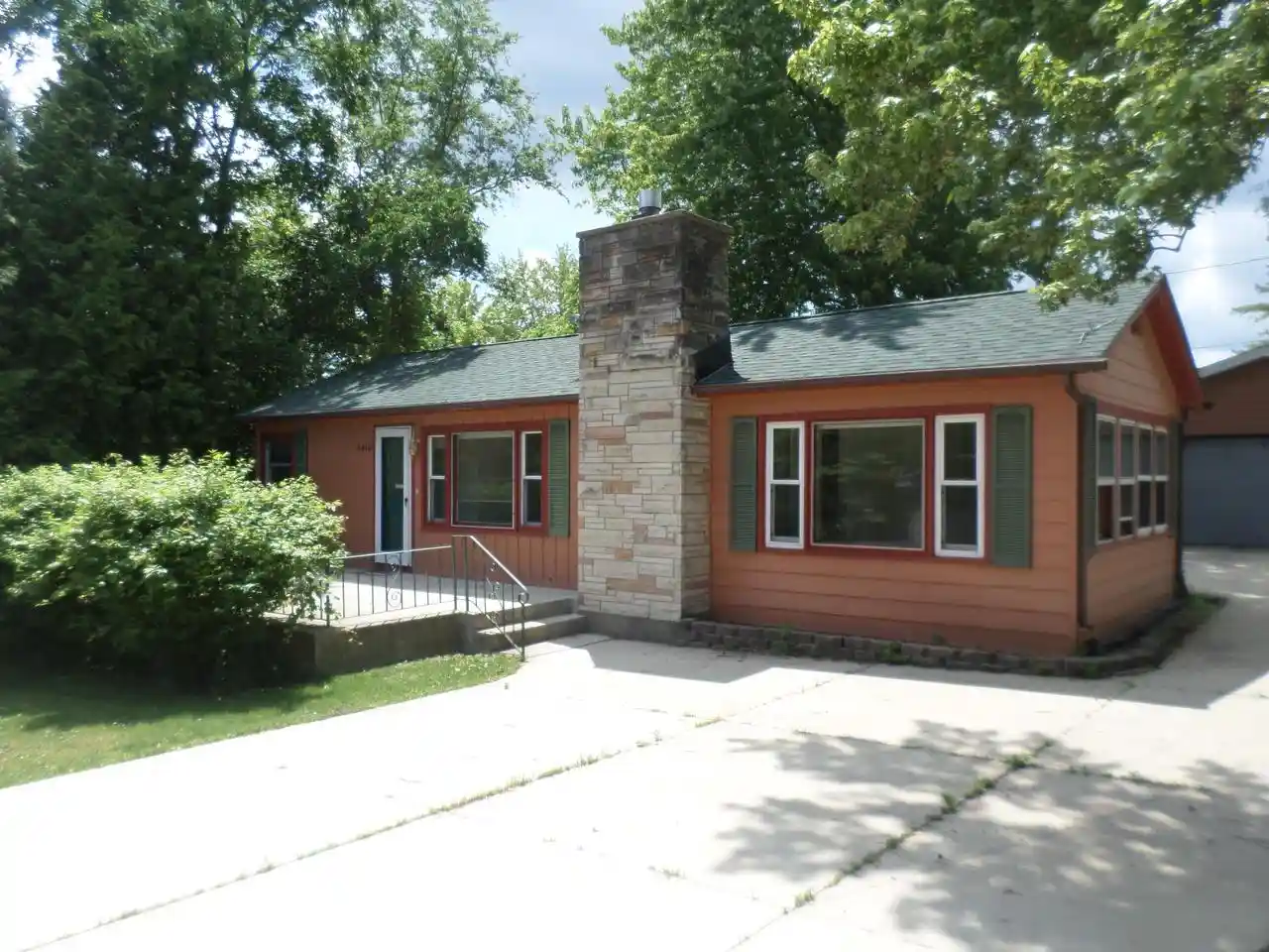 Homes for sale in Salem, WI | 6410 245th Avenue Avenue, Salem, WI 53168 | MLS# 1966100
