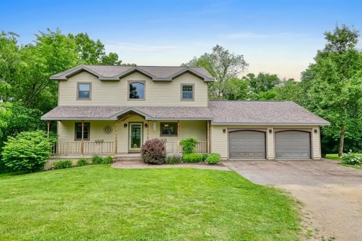 Homes for sale in Spring Green, WI | E4930 Rolling Ridge Road Road, Spring Green, WI 53588 | MLS# 2025279