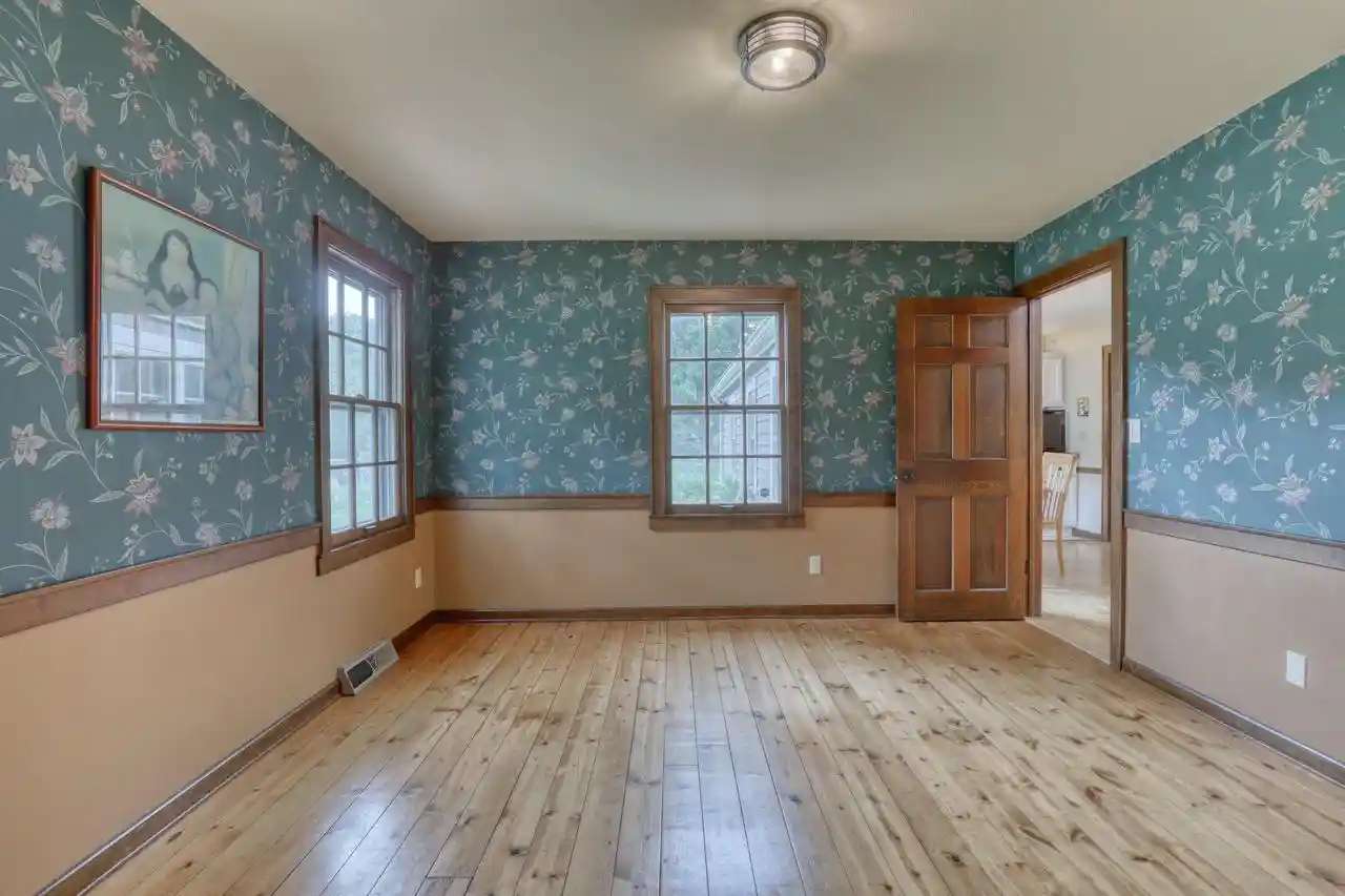 3rd image of 1895 Village Green Court Court, Elm Grove, WI 53122 | MLS# 1966156