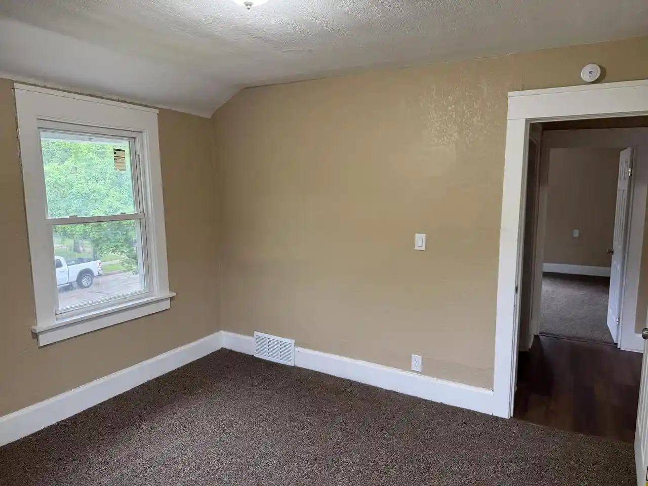 Homes for sale in Milwaukee, WI | 3726 W Fairmount Avenue Avenue, Milwaukee, WI 53209 | MLS# 1966165