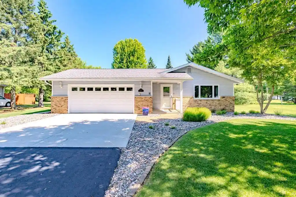 Homes for sale in Kronenwetter, WI | 1850 Kimberly Road Road, Kronenwetter, WI 54455 | MLS# 22602576