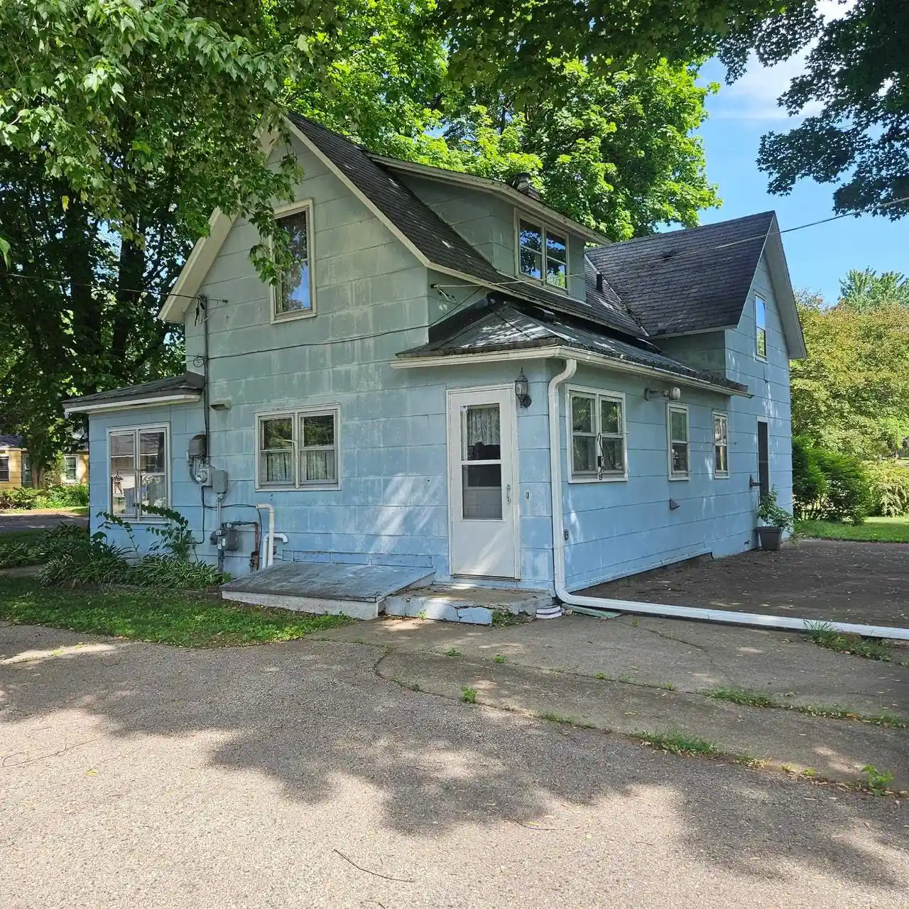 Photo 1 of Single family home for sale at 224 N Madison Street Street, Coloma, WI 54930 | MLS# 2025294 | Listing updated on 2026-09-17