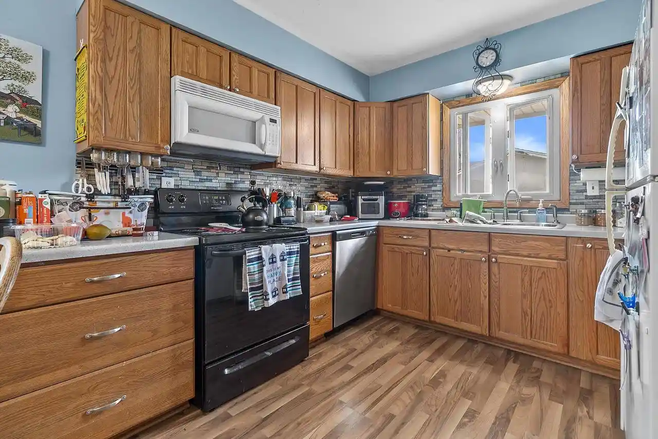 Homes for sale in Milwaukee, WI | 5031 S 26th Street Street #5033, Milwaukee, WI 53221 | MLS# 1966181