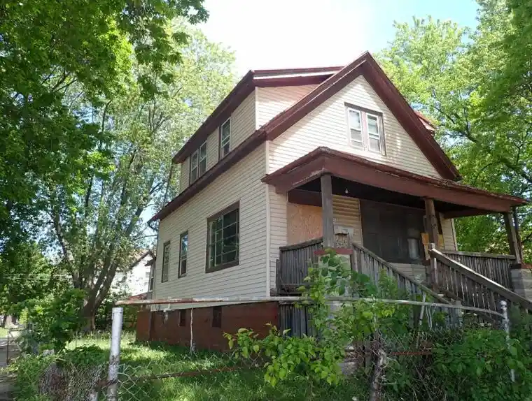 Homes for sale in Milwaukee, WI | 2532 W Lloyd Street Street, Milwaukee, WI 53205 | MLS# 1966191