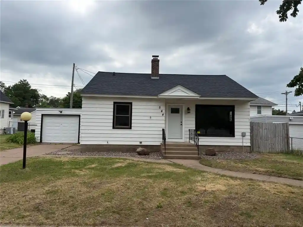 Homes for sale in Eau Claire, WI | 544 Fall Street Street, Eau Claire, WI 54703 | MLS# 1602024